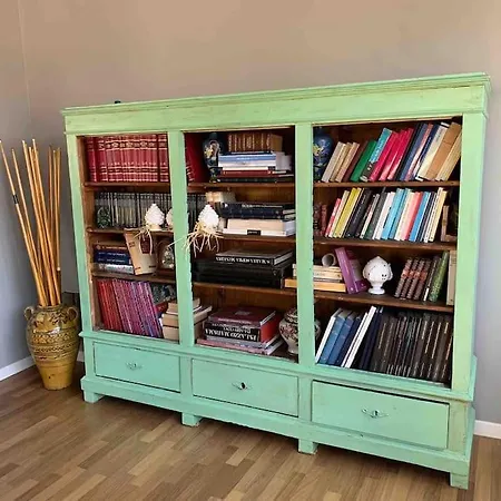 Saracen Terrace Hotel Brolo