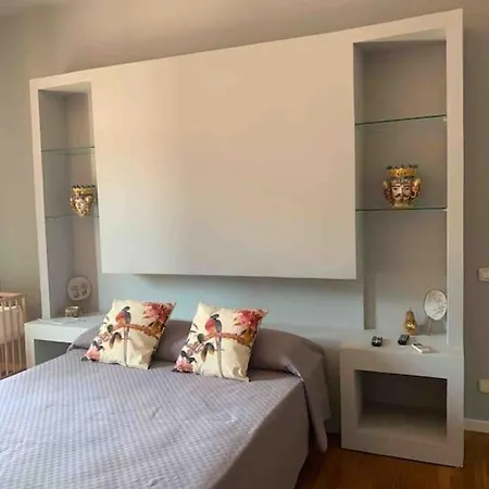 Hotel Saracen Terrace *